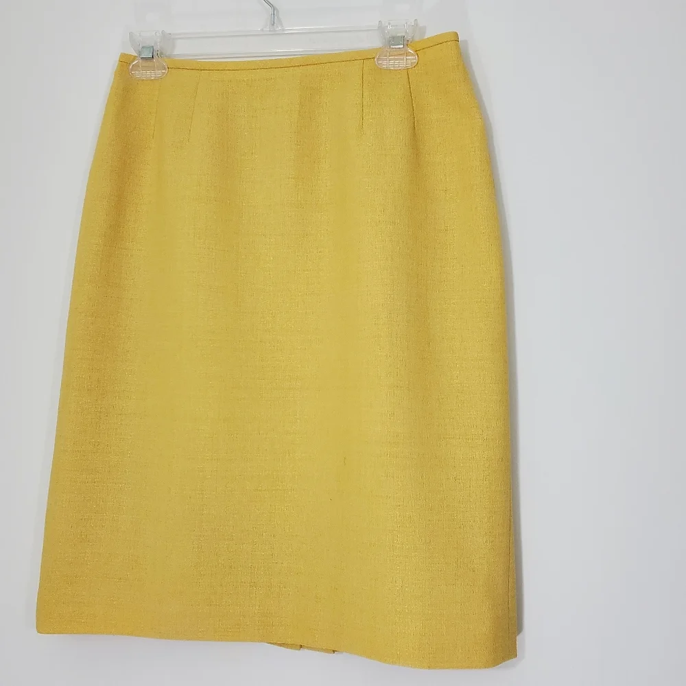 Le Suit Yellow Vintage Button Front Suit, Size 6P - Picture 3 of 13
